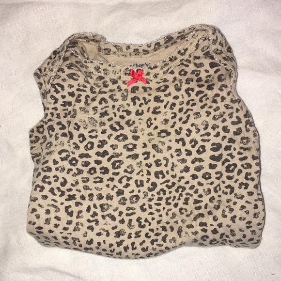 Assorted onesies - Picture 6 of 6